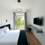 Hotel Nerium Garden Tirana Airport 4*