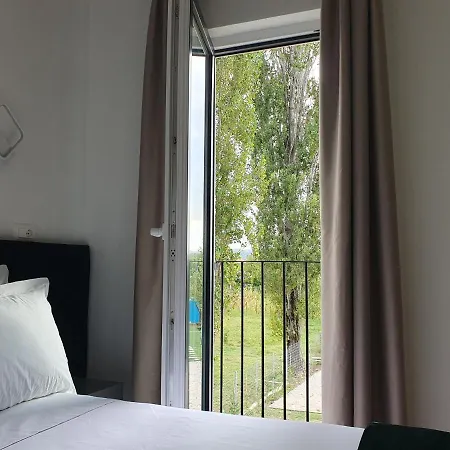 Nerium Garden Tirana Airport 4* Rinas