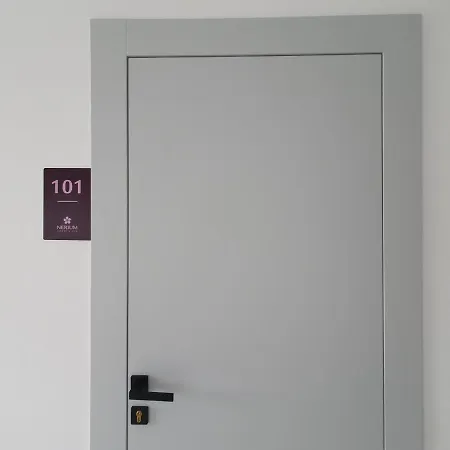 호텔 Nerium Garden Tirana Airport