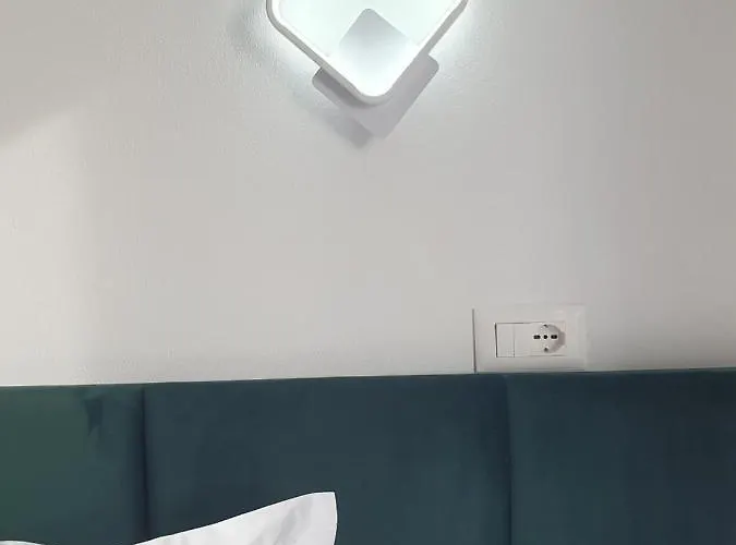 Nerium Garden Tirana Airport 4*