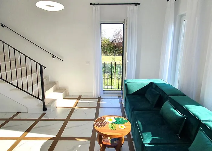 Hotel Nerium Garden Tirana Airport 4*