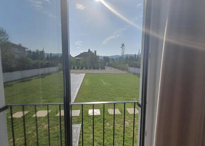 Nerium Garden Tirana Airport Hotell 4*