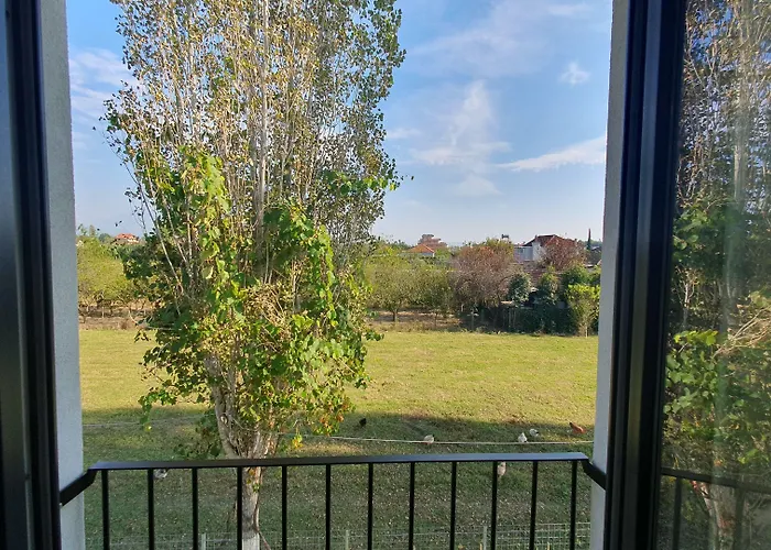 Nerium Garden Tirana Airport 4*