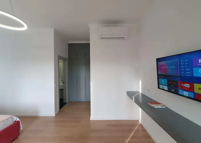 Nerium Garden Tirana Airport Hotel 4*