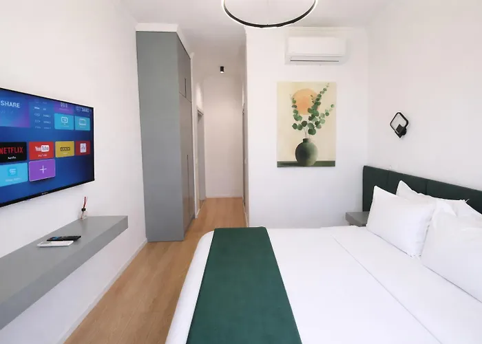 Nerium Garden Tirana Airport Hotell 4*