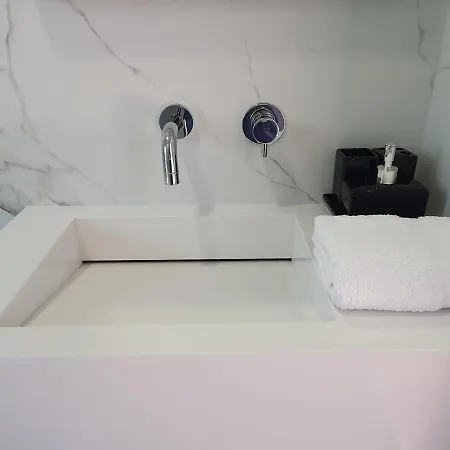 Nerium Garden Tirana Airport Hotel 4*