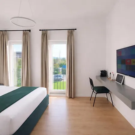Nerium Garden Tirana Airport 4*