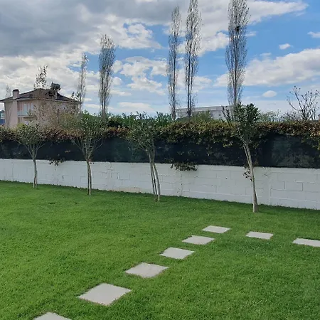 Nerium Garden Tirana Airport 4*