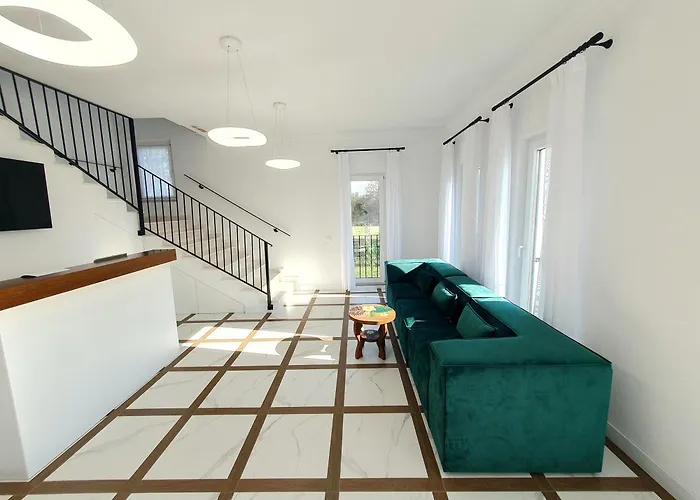 Nerium Garden Tirana Airport Hotell 4*