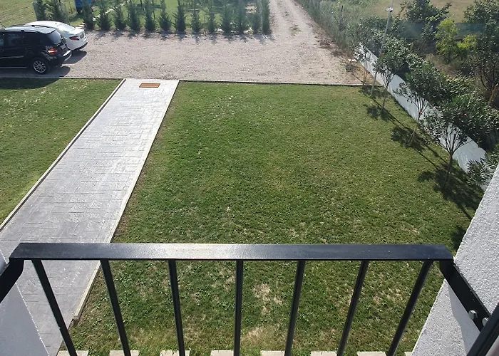 Nerium Garden Tirana Airport 4* Rinas